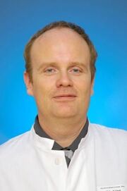 Prof. Dr. Matthias Schwab, Leiter des Multiple-Sklerose-Zentrums am UKJ (Foto: UKJ)