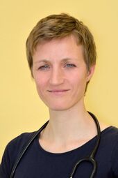Dr. Stefanie Bornmann ist Leitende Betriebsärztin am UKJ.