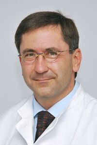 Prof. Dr. James Beck, Direktor der Klinik für Kinder- und Jugendmedizin am Universitätsklinikum Jena (UKJ).