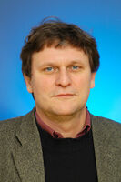Prof. Dr. Bernhard Strauß ist Direktor des Instituts für psychosoziale Medizin und Psychotherapie am UKJ. Foto: UKJ